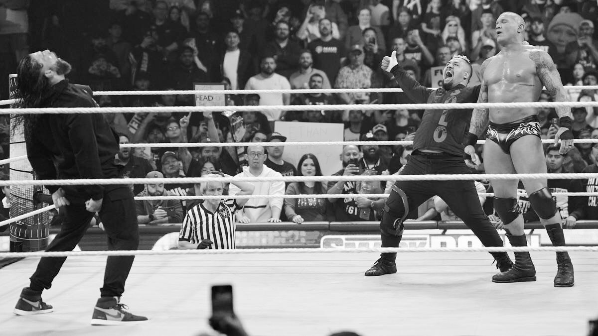 Behind this mask of hate. 𒌐 NOT @RandyOrton. tweet media