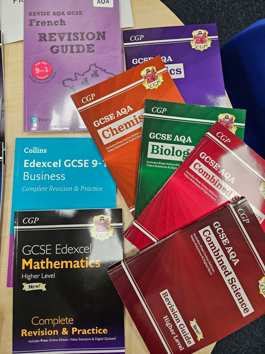 Year 10 parents enjoyed our Supporting Success evening tonight looking at study skills ahead of their core mock exams.