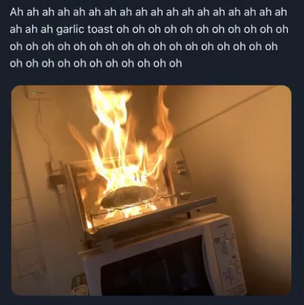 whatsappsammy's tweet photo. sammy lawrence trying to cook https://t.co/tRr3CxXtYo
