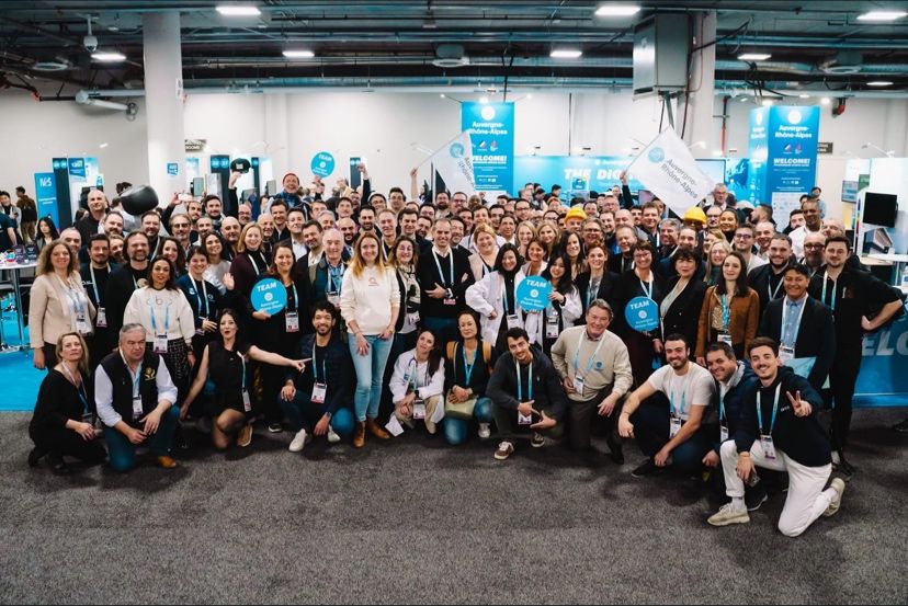 effidence's tweet photo. Last Day in Vegas | CES Las Vegas 2024 📢
It's the last day to come ant meet us booth n°60711, with all the @auvergnerhalpes team and @Minalogic !📍
Discover our #EffiBOT on site ! ✅
#LasVegas #AMR #robotics #CES2024 @AMIndustrial @AURAentreprises https://t.co/5v48YBEZRC