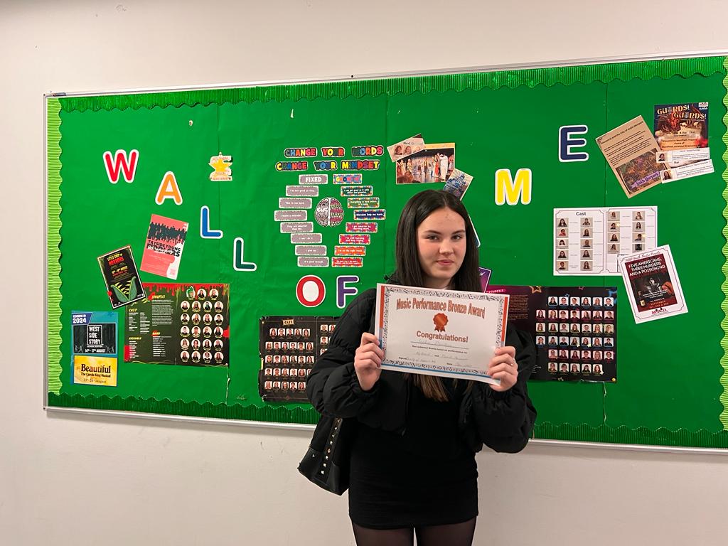 Congratulations to Sophie Davidson who has achieved her Bronze Performance Award @pcgroveacademy #grovefamily
