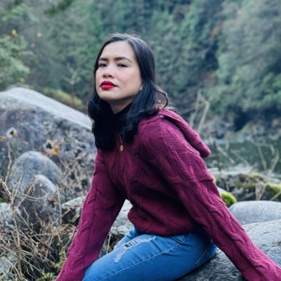 carinamarva's tweet photo. #NewProfilePic no one asked for 😂 https://t.co/hQtzQT0uQP