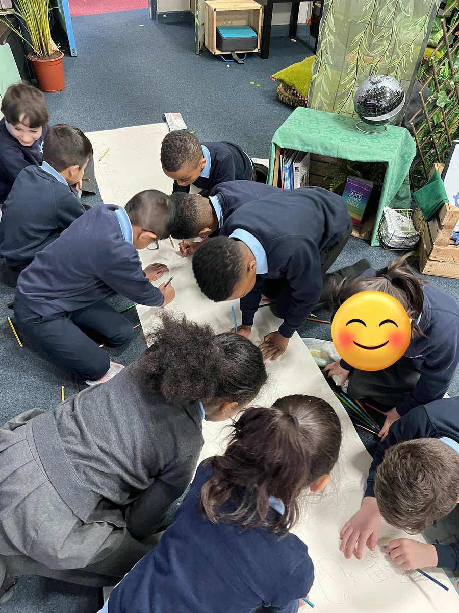 STC_3DH's tweet photo. To kick start our project, we thought about our big question 'do we always appreciate what we've got?'. Together we created a team picture of all the things we appreciate in our world 🤩 https://t.co/MZZ3Xy3ws0