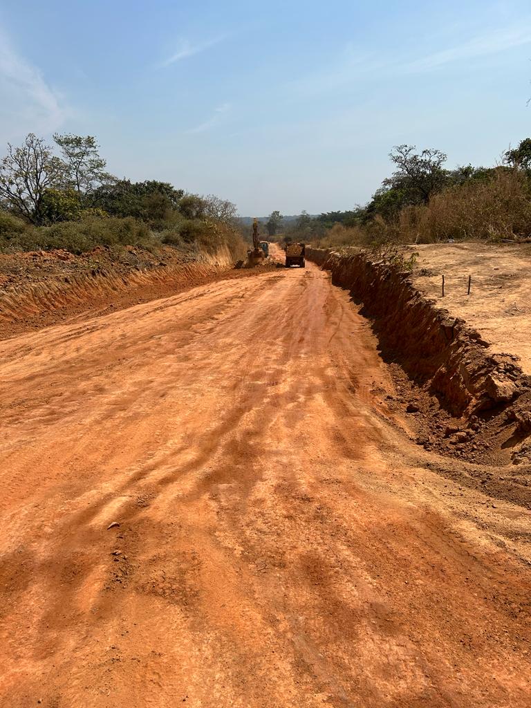 MintpGov's tweet photo. Development of the #Tsap #Tsap-#Mengang Municipal Road: SYNOHYDRO COORPORATION has resumed work. A drainage network, made up of 43,495 linear metres (LM) of ditches, 175 LM of pipe culverts and 47 LM of box culverts, is projected.
#Cameroun 🇨🇲 https://t.co/FJwstqVvuG