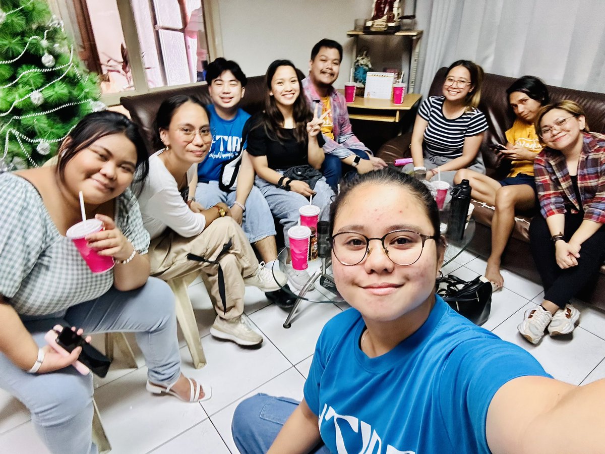 YACmomqpm's tweet photo. Youth Ministries Activity for Sunday, January 07, 2024: (Epiphany Sunday)
#DrawnToFollow #PromoteTheGospel
#PromotionToLOVEtheWORDofGOD
#YAC #YMAC #SYM #SVDyouth
#ServeOthers #UnfailingGrace
#EmpowerTheYoung #WEareBACK!
#SVDyouth #ShrineYouth #DSJDWyouth https://t.co/3zVPGUBHL7