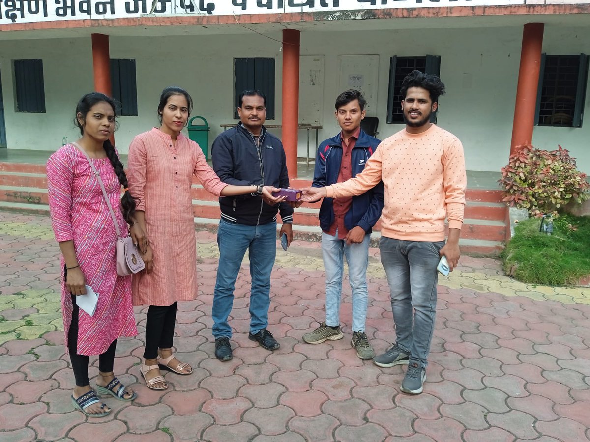 दिन हो या हो आधी रात
जनसेवा मित्र हमेशा शासन के साथ
#मुख्यमंत्रीजनसेवामित्र 
<a href="/CMMadhyaPradesh/">Chief Minister, MP</a> <a href="/DrMohanYadav51/">Dr Mohan Yadav</a> <a href="/ChouhanShivraj/">Shivraj Singh Chouhan</a>   <a href="/JansamparkMP/">Jansampark MP</a>
<a href="/TheLallantop/">The Lallantop</a> <a href="/MPTakOfficial/">MP Tak</a> <a href="/jagdishDevdaBJP/">Jagdish Devda</a> <a href="/rshuklabjp/">Rajendra Shukla</a> <a href="/AIGGPA/">AIGGPA</a> <a href="/Connect_Lokesh/">Lokesh Sharma</a> <a href="/KailashOnline/">Kailash Vijayvargiya</a>