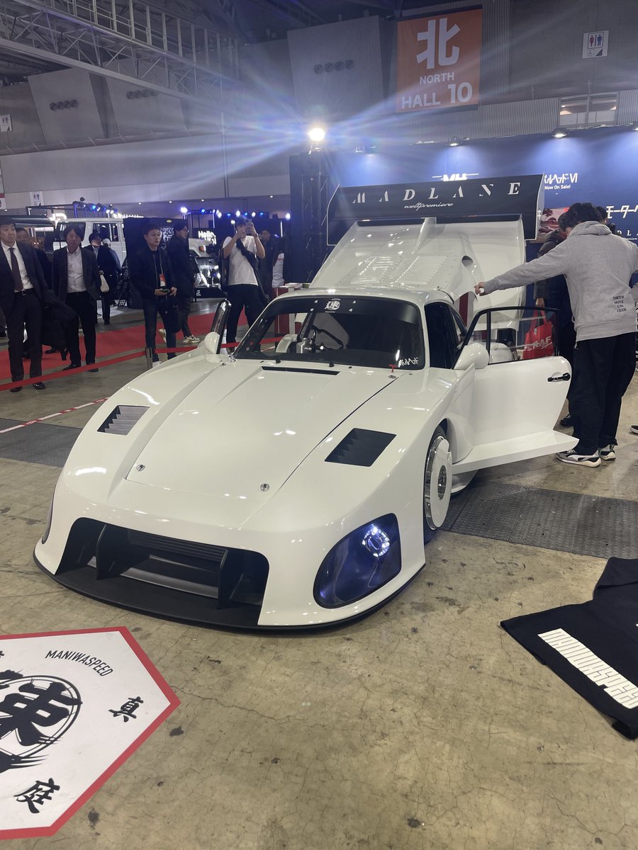 ro86023's tweet photo. 見たかった車見れて満足 https://t.co/oKIQsqiOgc
