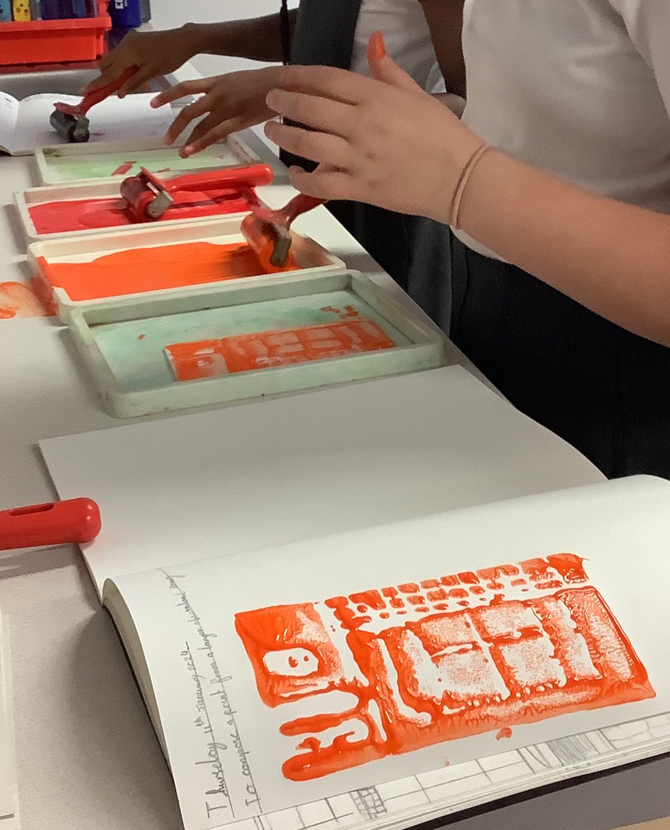 StPhilipsY5B's tweet photo. To begin our art topic, we drew houses from observations then used viewfinders to create detailed tiles to print repeated patterns 🎨 #TeamStPhilips #StPhilipsArtY5 @StPhilipCEAP https://t.co/PjwHvSRR4B