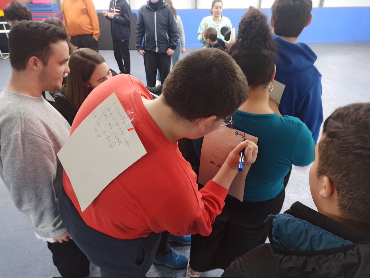 Colegio Edes tweet media