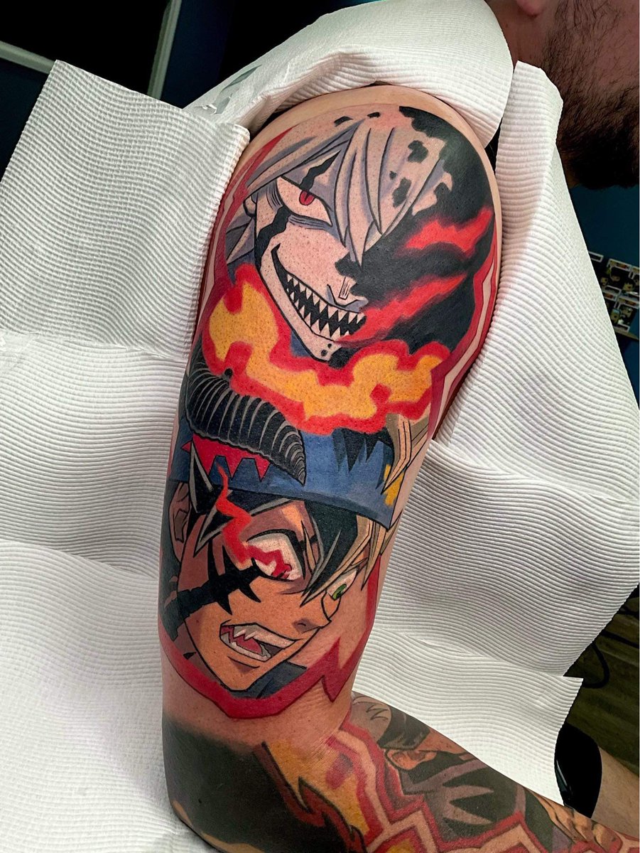 Asta and Liebe tattoo today on live stream!

Thanks <a href="/CAMOMO_10/">CAMOMO_10</a> for directing the stream and holding my hand. 

Go check out the artist! 👇
 
📸 instagram.com/spell.thief?ig…