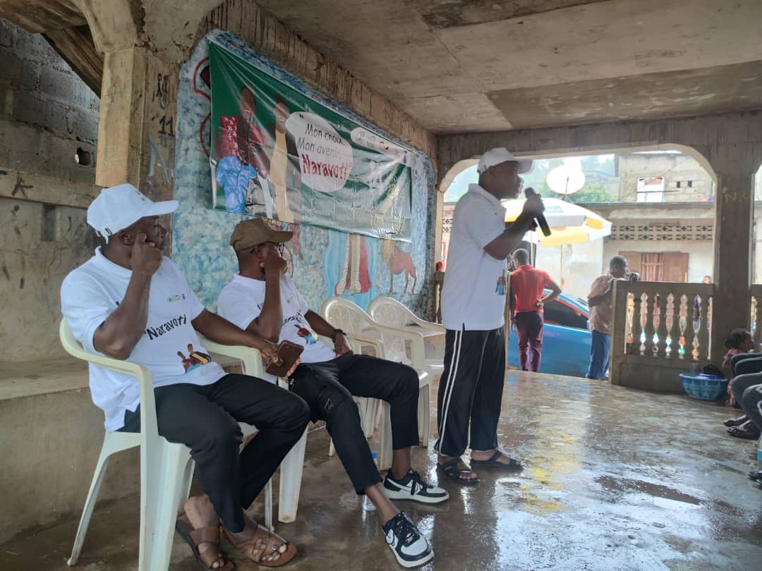 OngFADESIM's tweet photo. Le 11 janvier 2024, une séance de sensibilisation s'est déroulée dans la région de Nioumachiwa dans l'initiative d'encourager les jeunes sur l'éducation civique en adoptant une approche préventive et de gestion des conflits électoraux. https://t.co/8YKlvs8xO8
