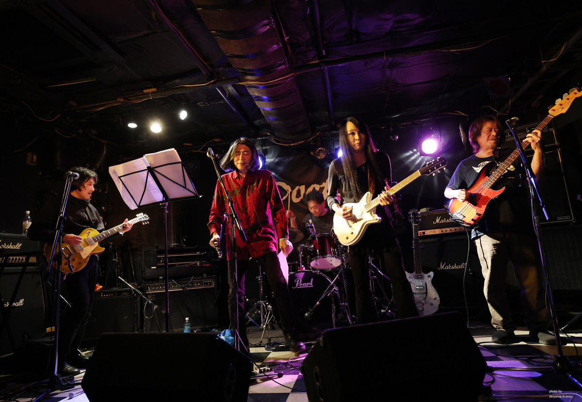 pkpkppk's tweet photo. 2023.1.9 荻窪club Doctor
☆2024 NEW YEAR PARTY☆
①(〜⑦)
今年も豪華なパーティが開催されました!
Plugged ear
すごいメンバーじゃないですか...
#福岡林嗣 #川口雅巳 #田畑満 #山崎怠雅 #諸橋茂樹 #Pluggedear https://t.co/uNVkAUXrBY