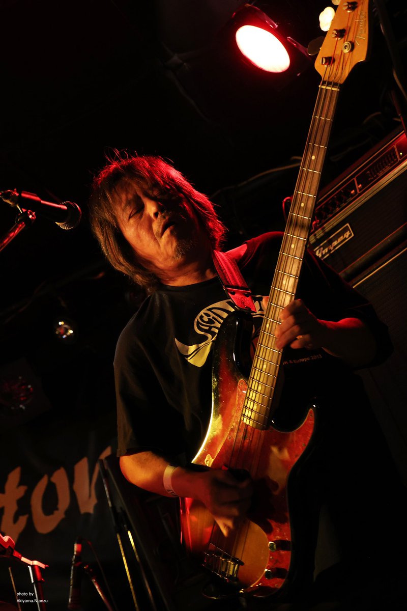 pkpkppk's tweet photo. @taigayamazaki @Tabatamitsuru @kawaguchimasami @TABATA_SHOP @sisenX 2023.1.9 荻窪club Doctor
☆2024 NEW YEAR PARTY☆
⑥(〜⑦)
Plugged ear
続いてホイミのミホさんも参加!
#福岡林嗣 #川口雅巳 #田畑満 #山崎怠雅 #諸橋茂樹 #Pluggedear
#ホイミ @miporing7757 https://t.co/uzHuQai4L9