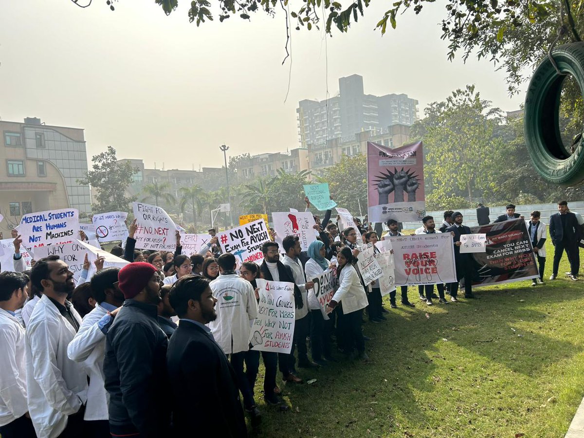 JunaidM0412137's tweet photo. You can cancel #NEXT_EXAM for MBBS students, so why not for BAMS students? #NO_NEXT_EXAM_FOR_AYUSH
@moayush @MOHFW_INDIA @ncismindia @AshwiniVaishnaw
#NewRulesNewBatch @nsui
@TheLallantop
@aajtak @ABPNews
@BBCHindi @AIHMSA23
#unionofhomoeopath
@mansukhmandviya https://t.co/wIadEYvlGB