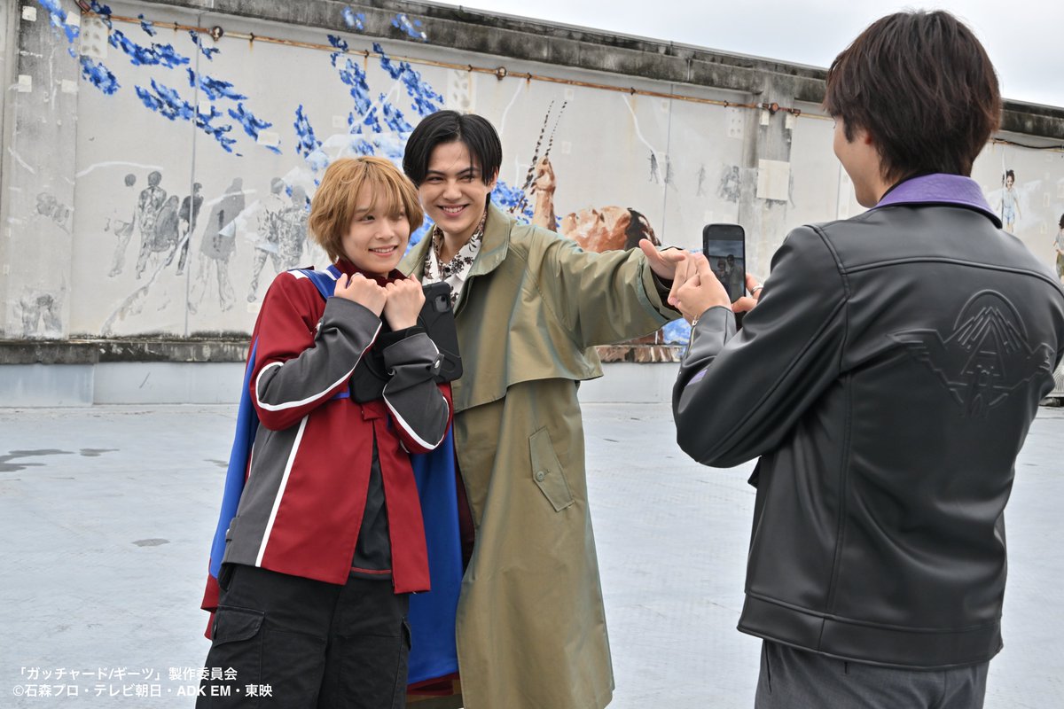 ◤ ◥ #映画ガッチャードギーツ 🦗𝙋𝙝𝙤𝙩𝙤 𝙂𝙖𝙡𝙡𝙚𝙧𝙮