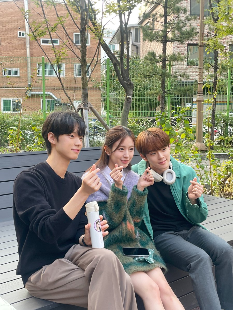 콬TV tweet media