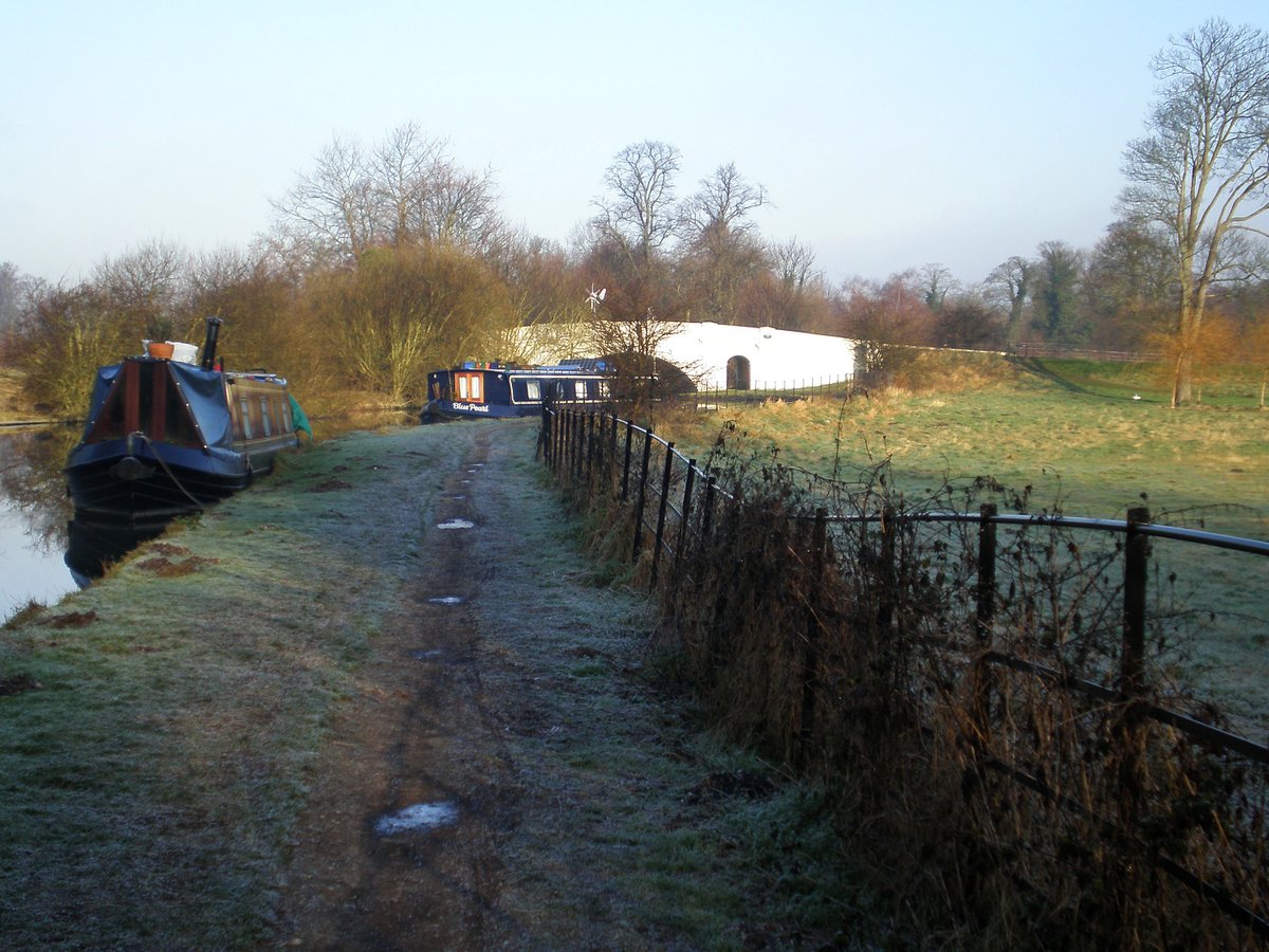 My photos from #January 2009

#CanalRiverTrust #GrandUnionCanal #KingsLangley #CassioburyPark #Bridge #Narrowboat #Reflections #GoldenHour #Frost

#Canals  & #Waterways can provide #Peace & #calm for your own #Wellbeing #Lifesbetterbywater #KeepCanalsAlive