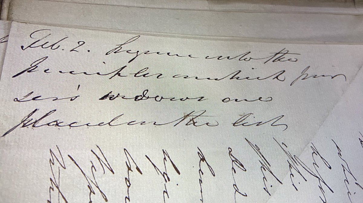 long_carrie's tweet photo. Can any #twitterstorians help me with this handwriting mystery? It relates to a purser’s widow but I cannot decipher the first two lines 🧐 https://t.co/mdVmCIVMJo