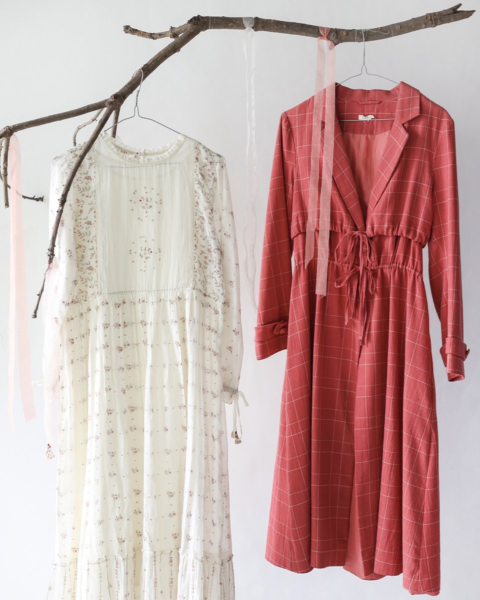BunaStudio's tweet image. Warm layers for a crisp winter - the Joy of Being Dress with the Crimson and Clover Trench Coat 🌲

bunastudio.com/products/joy-o…

#Buna #BunaStudio #lightnessofbeing #winterlayers #winterwear