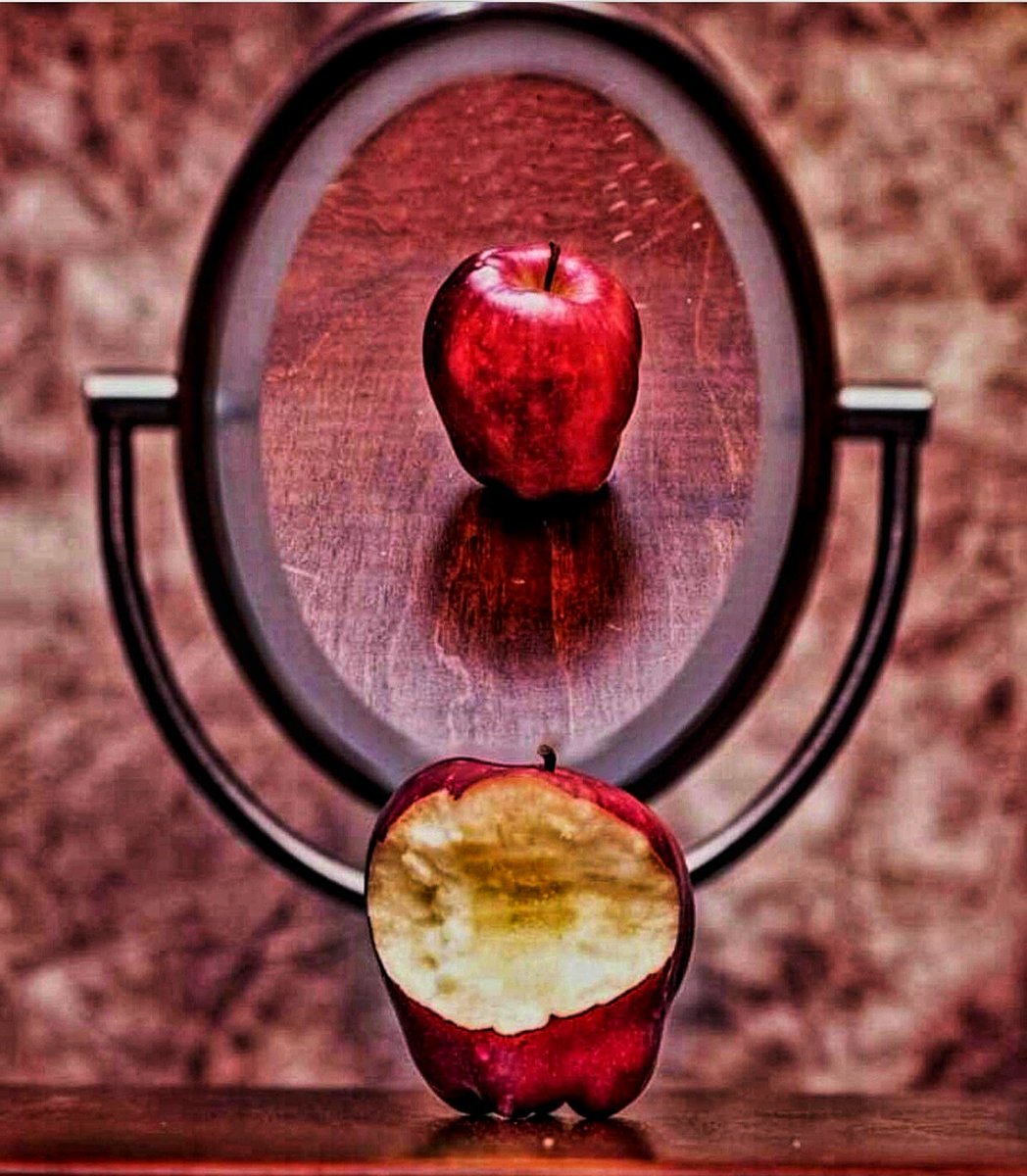 rai_sankalp's tweet image. Life on Social Media.

 #RealLife #SocialMediaTruth