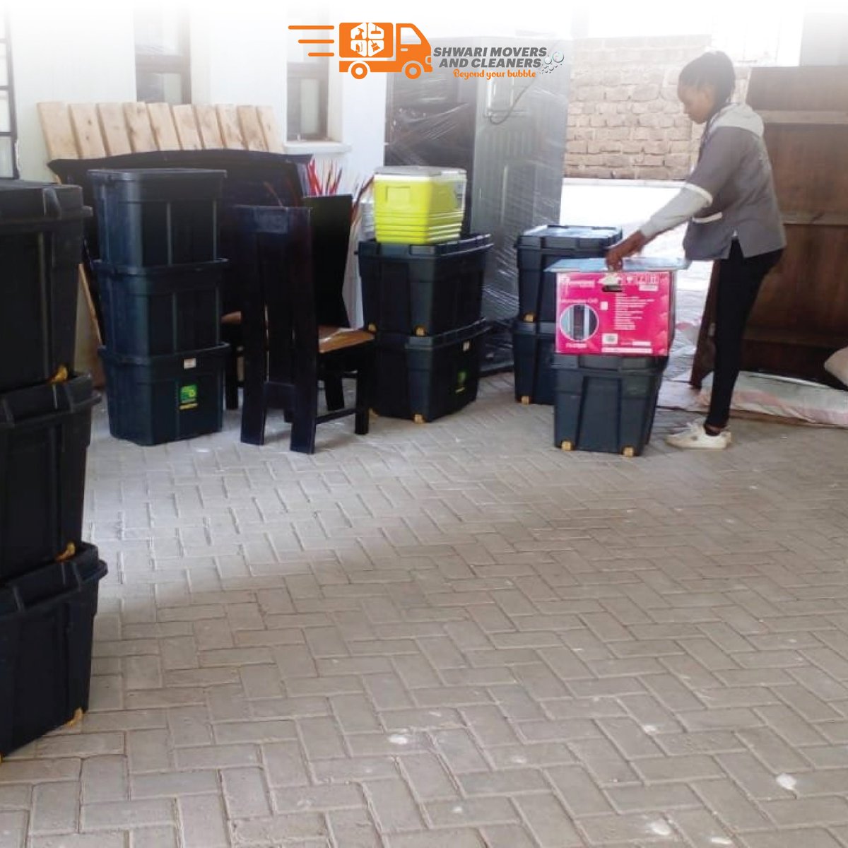 Shwarimovers1's tweet photo. Our unique approach in using rough-tough containers ensures the safety of your belongings. Because we care about your valuables as much as you do!😊
Planning a weekend move? Count on us to make it smooth, secure & stress-free!
#reliablesmovers #smartmoving #sonko #KPLC https://t.co/TXrJ210Z2M