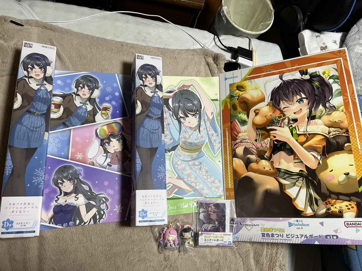 DHs_Yoshi's tweet photo. 一番くじ引いたけど、色んな意味で引きがデカすぎるw初手で夏色まつり賞も意味わからんwいや〜最高っすね！！

#一番くじ  #ホロライブ  #ビジュアルボード 
#夏色まつり #大空スバル
#姫森ルーナ  #鷹嶺ルイ 
#青春ブタ野郎はランドセルガールの夢を見ない
#青ブタ  #桜島麻衣 https://t.co/bgRJtyPtKd