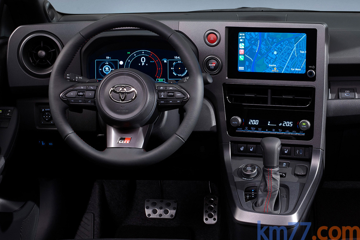 km77com's tweet photo. 🇯🇵Nuevo #Toyota GR Yaris🔥

✔️Ahora tiene más potencia (280 CV) y modificaciones en suspensión, refrigeración y chasis
✔️Se ofrecerá con cambio manual o, como novedad, con uno automático
✔️Estéticamente apenas cambia
✔️Disponible en verano de este año

ℹ️ https://t.co/Czbd4qsGi5 https://t.co/P0Pu4E0FU8