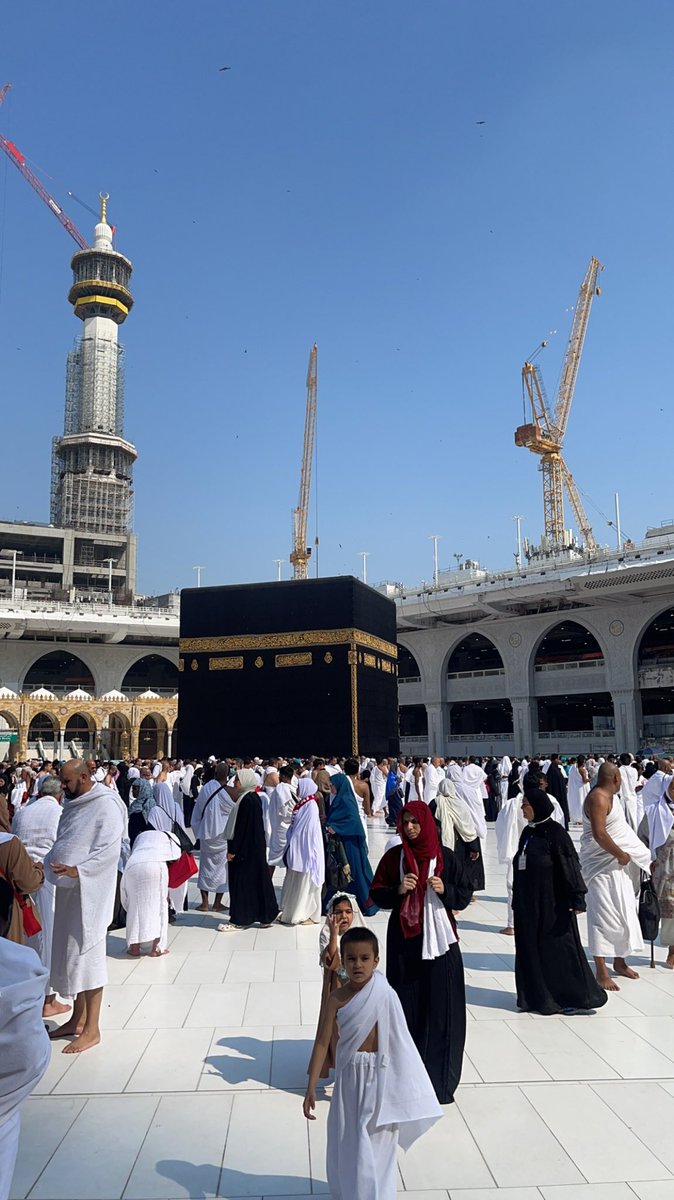 aa_p22's tweet photo. اللهم في يوم الجمعه ارحم من عجز عقلى عن استيعاب فراق��ا ويؤلمني قلبى عند ترديد دعاء الميت لهم يا رب ارحم أمي  واغفر لها واجمعني معها في مستقر رحمتك اللهم ارحم موتانا وموتى المسلمين 
#جمعة_مباركة https://t.co/ZHPj69Se2I