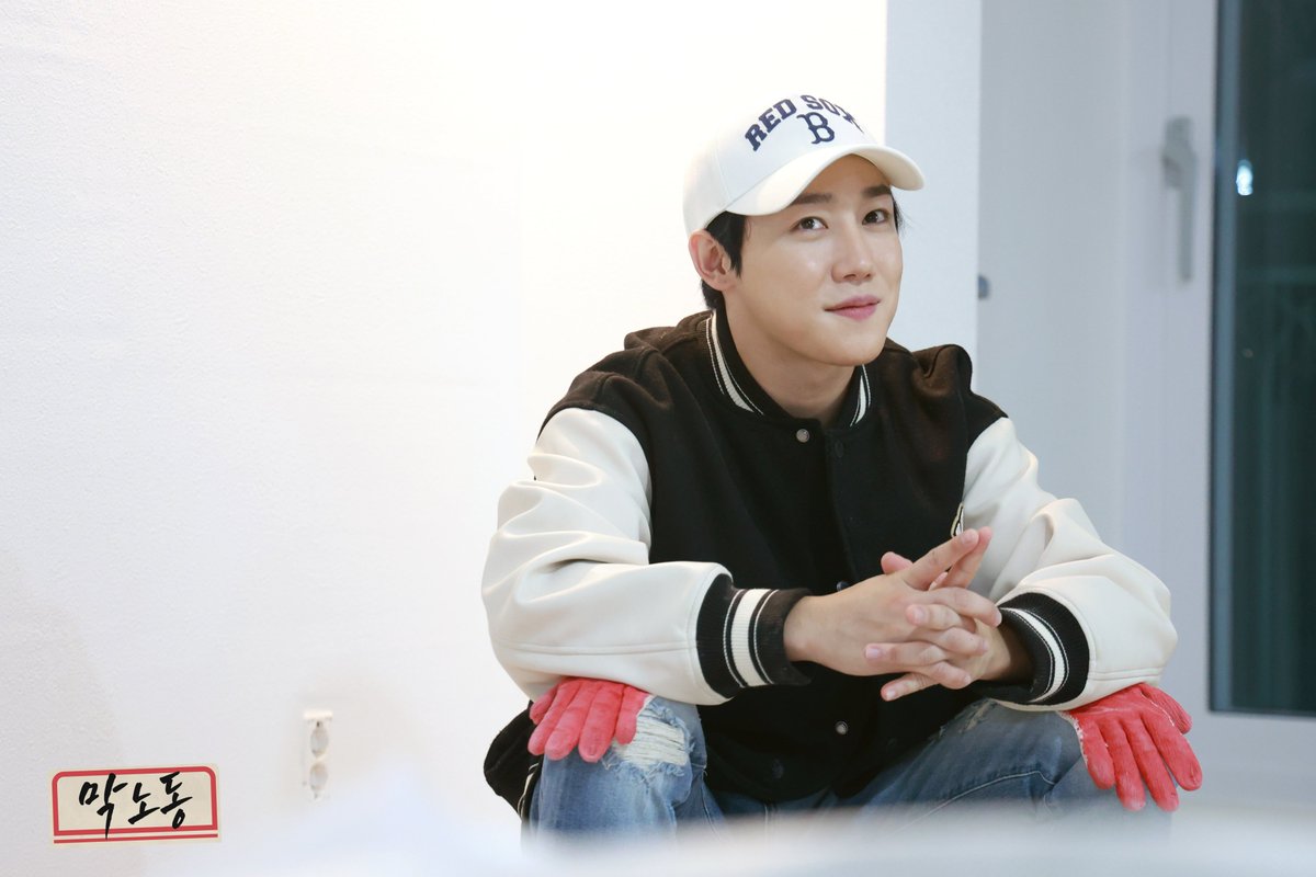 dlivetv_studio's tweet photo. #도배

우리집 막내 좀 (많이) 잘생긴듯,,?

📹 https://t.co/nW7EEPkc16

#막내의노동 #막노동 #드루와봐
#장준 #JANGJUN #골든차일드 #GNCD
#도배 #도배사 #가족사업 https://t.co/1mLghI4Kox