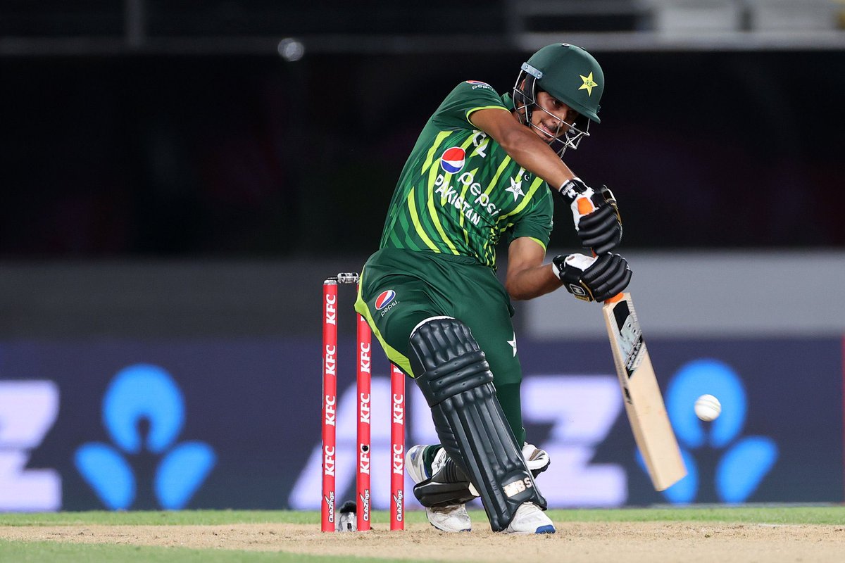 Shadab Khan tweet media