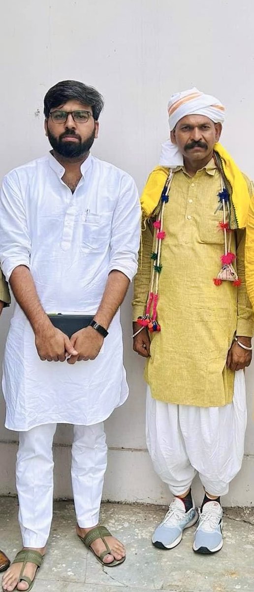Dr Jitendra Meena (@jitendrameenadu) on Twitter photo जयस के संस्थापक सदस्य और मध्यप्रदेश के आदिवासियों की मजबूत आवाज़ दादा विक्रम अछालिया जी को जन्मदिन की ढेरों बधाई जोहार 🏑🏹
<a href="/vikramadada/">Vikram Achhaliya - विक्रम अछालिया</a> जयस के संस्थापक सदस्य और मध्यप्रदेश के आदिवासियों की मजबूत आवाज़ दादा विक्रम अछालिया जी को जन्मदिन की ढेरों बधाई जोहार 🏑🏹
<a href="/vikramadada/">Vikram Achhaliya - विक्रम अछालिया</a>
