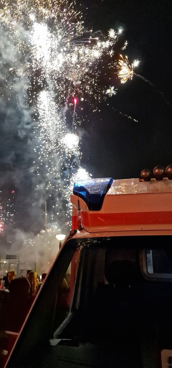 Moin zusammen! 
Das Jahr 2️⃣0️⃣2️⃣4️⃣ ist da und wir möchten auch in diesem Jahr wieder mit großen Schritten voran kommen!
Diverse Projekte stehen an, Messebesuche zum Kontakt knüpfen oder Treffen, um Flagge zu zeigen! 
Bleibt gespannt! 

Euer Landesvorstandsvorsitzender
Robert Pohl