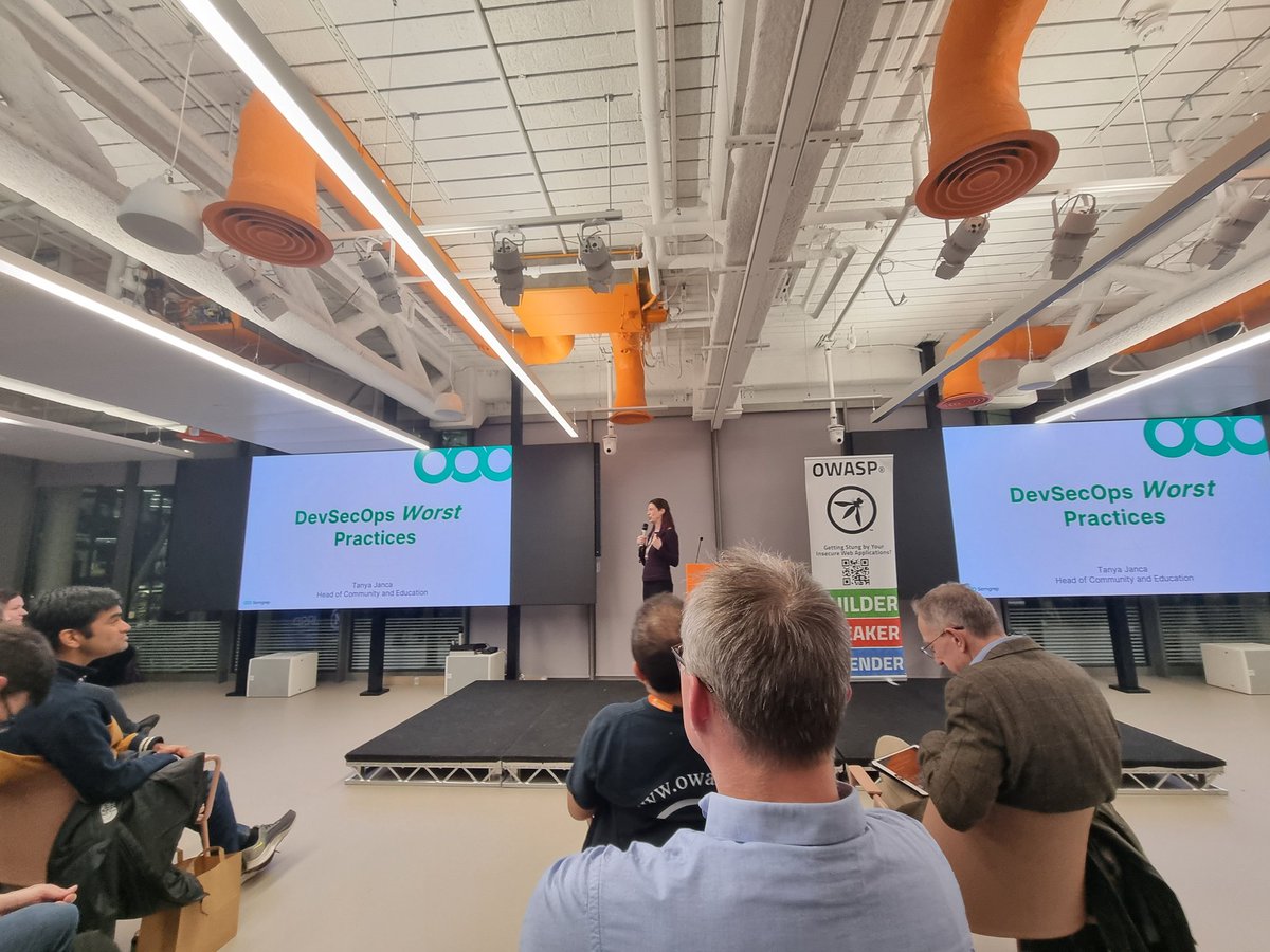 Danielle tweet media