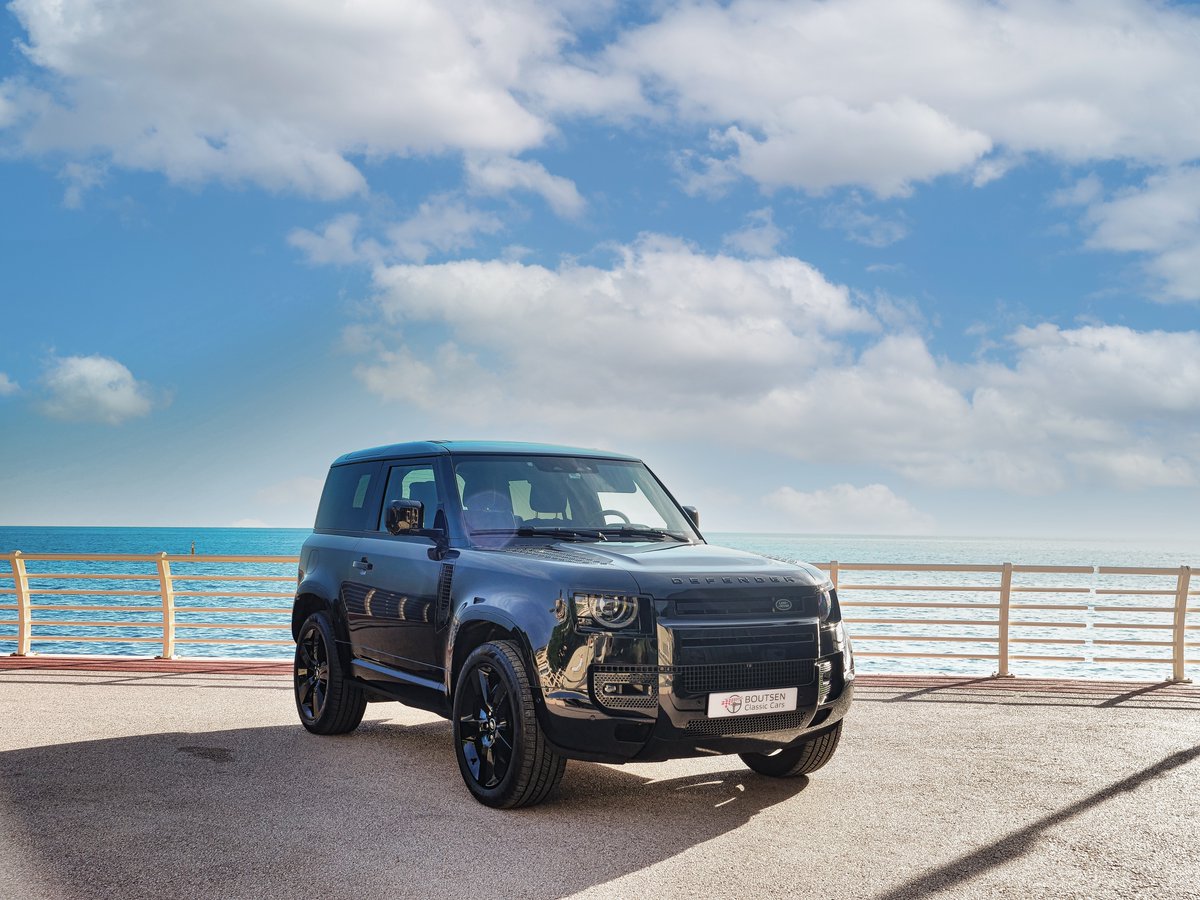 BoutsenClassic's tweet photo. Elevate your style to '007' standards with the Land Rover Defender James Bond Edition 🔫
Available exclusively at @boutsenclassiccars 🤝

#LandRover #Defender #JamesBond #boutsen #caraddict #classiccars #landroverjamesbond https://t.co/EueVNBKxDG
