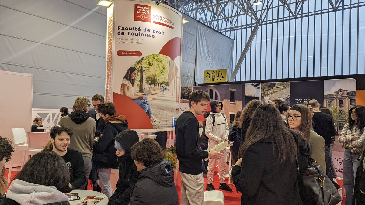 ImenZourgui's tweet photo. 🔴 En réflexion sur vos choix d'orientation post-bac ? Venez rencontrer les enseignants, étudiants et personnels administratifs de la @Fac_droit_tlse au salon #Infosup2024. https://t.co/GK72SkE6T6