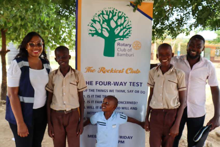 RotaryBamburi's tweet photo. Lack of classroom space: One class is congested with over 200 pupils, making learning challenging for both students and teachers.
Poor pupil security: The absence of a school fence makes monitoring the large school population challenging.
Inadequate sanitation facilities: With https://t.co/3irJNkK45S
