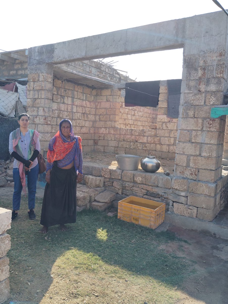 આજ રોજ શાપુર ગામે PMAY ના ચાલુ કામની મુલાકાત લેવામાં આવી અને વહેલાસર પૂર્ણ કરવા સૂચન કરવામાં આવેલ. <a href="/solankiGit75874/">Solanki Gitaben</a>