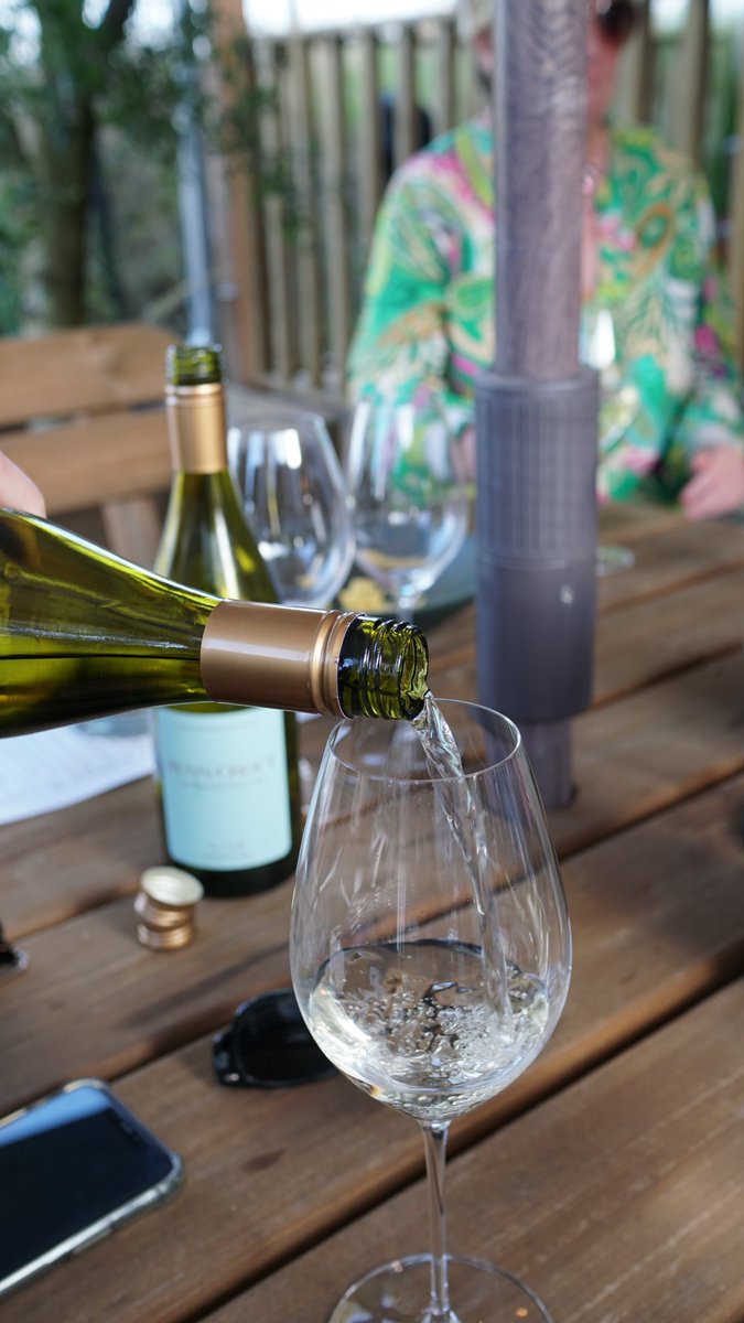 Come down and visit our new Penn Croft Cellar Door Café! 

Winter Hours
Wednesday/Thursday - 9AM to 5PM
Friday/Saturday - 9AM to 9PM
Sunday - 10AM to 2PM

Visit the Penn Croft Website down below for more info and to book yourself a table! 👇
penncroftvineyards.com/pages/cellar-d…