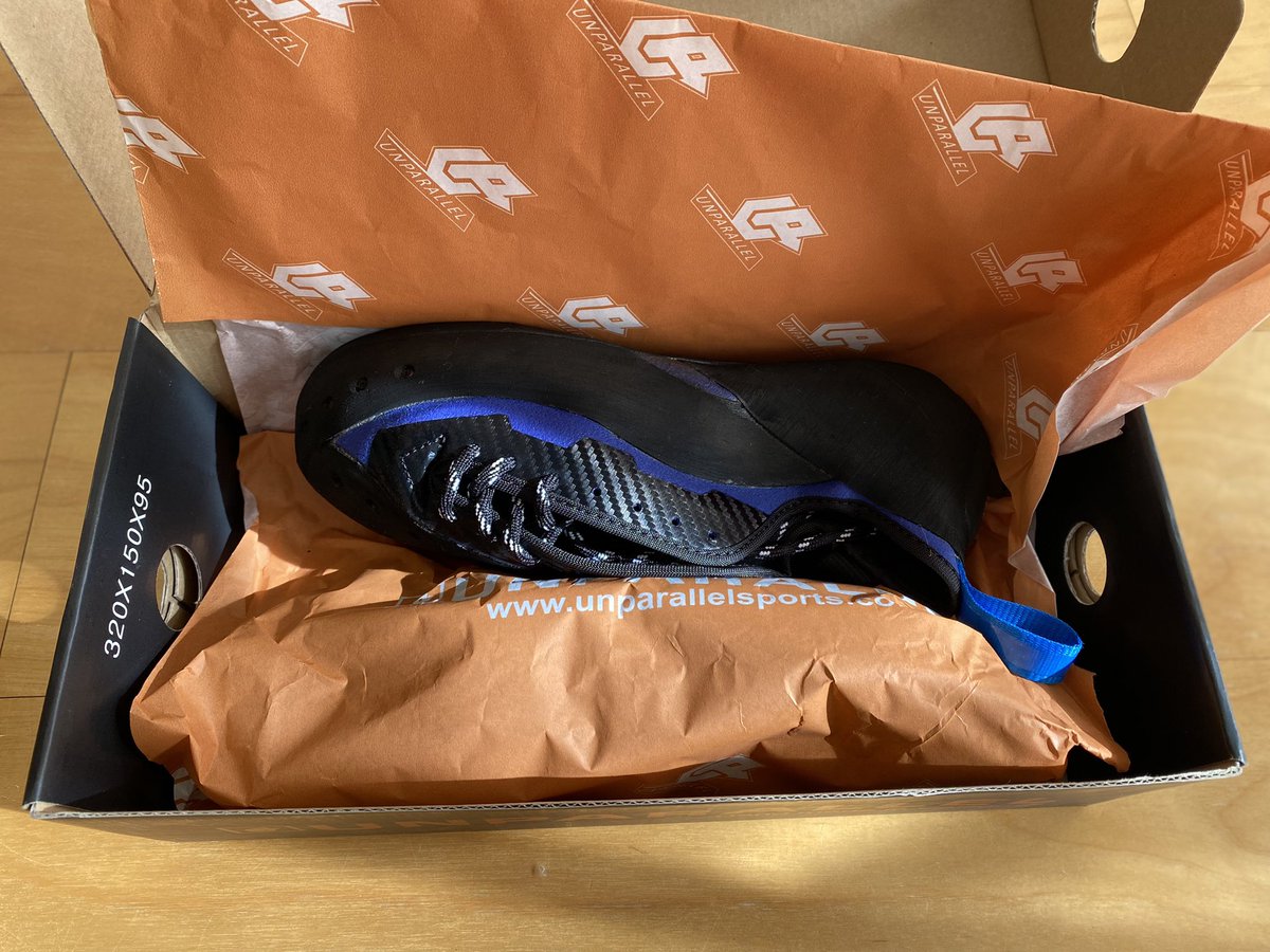 KIT_Oasis's tweet image. 【UNPARALLELシリウス】
クライミングシューズ買いました🧗

UNPARALLELからは4足目🦶
2足目のレースになります！

ホントはヴィムが欲しかったんだけど、キャラバンでセールしててネット割引含めて、40%OFFくらいだったのでポチりました👍

#クライミングシューズ 
#UNPARALLEL 
#キャラバン