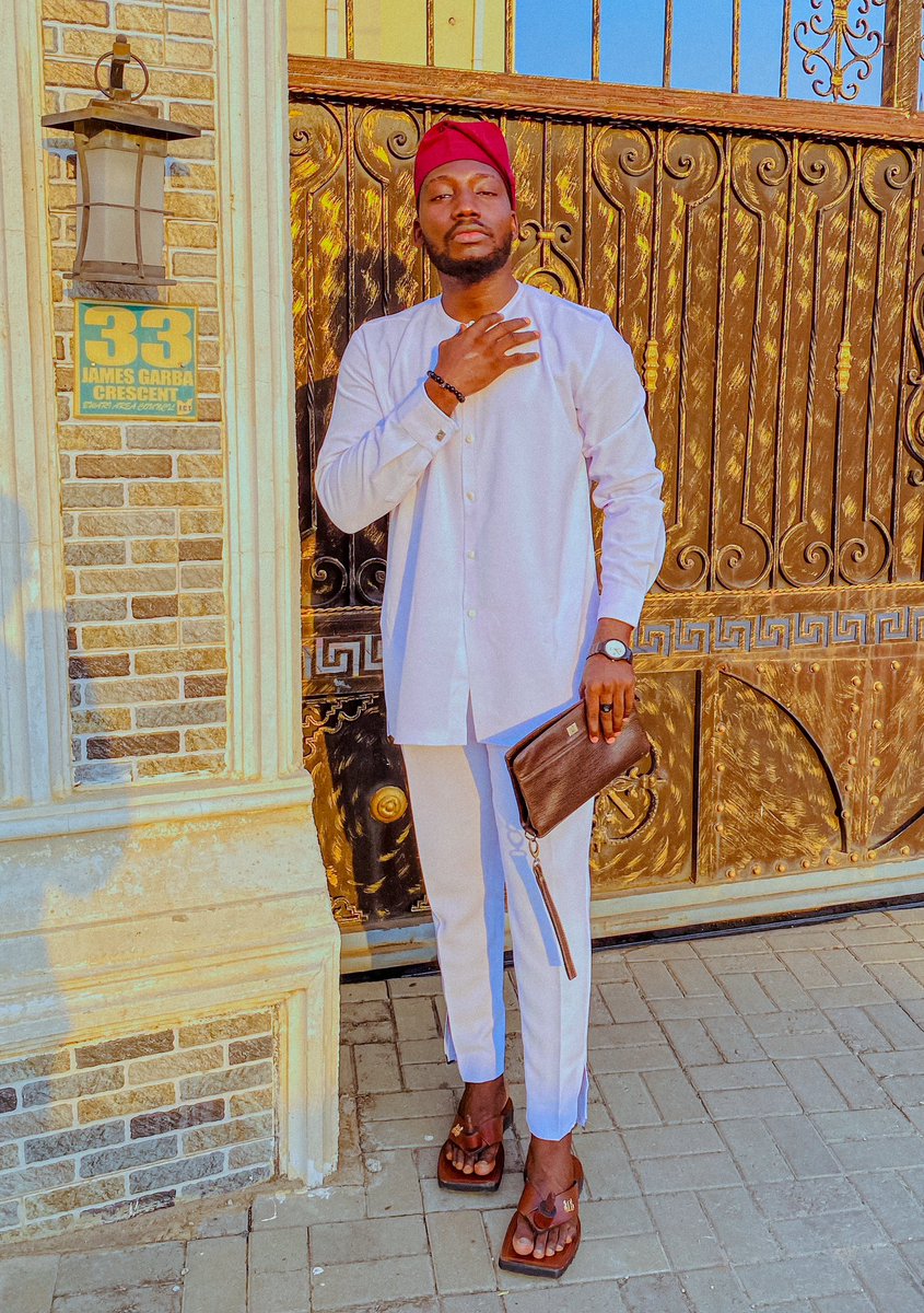 eduhandsome_'s tweet image. Embracing self-love can bring about a transformative shift in perspective, influencing how you perceive both yourself and others. 
.
.
Outfit @Edufabsignature 📌🧷🪡✂️
.

#edufabsignature #eduhandsome #BestVersion #abujadesigner | Abba Yusuf | Tunde Ednut | The Supreme Court 🤍