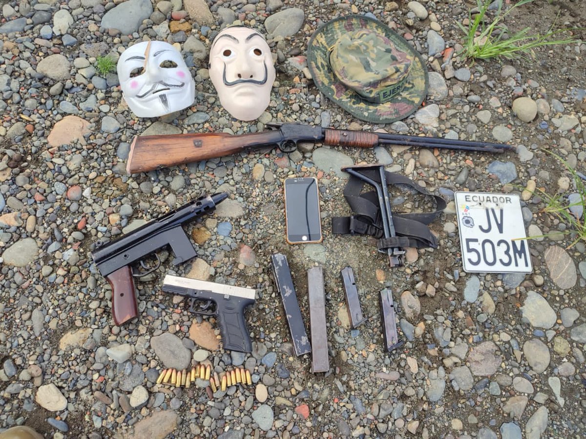 Fuerzas Armadas del Ecuador tweet media