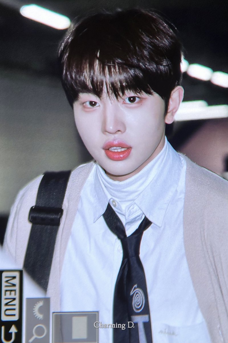 Charming_D_'s tweet photo. 230112 #이협 기여워  。 。 。♡ https://t.co/9lFwWp7cxh