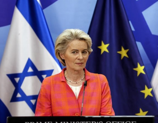 ClareDalyIRL's tweet image. #FrauGenocide strikes again. @EU_Commission president @vonderleyen's wrongful and reckless alignment of the EU with Israel relied upon in the #ICJ in the #Hague by Israel lawyer Malcolm Shaw to minimise, excuse, deny and deflect from the genocide of which Israel stands accused.