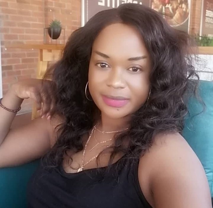 classic263's tweet photo. Lunchtime Radio with Talent Chipangura a.k.a Bella Voce on a beautiful Friday afternoon.
#LunchTimeRadio
#NowWeAreTalking
@talentchipangura https://t.co/aR6X8kPFDk