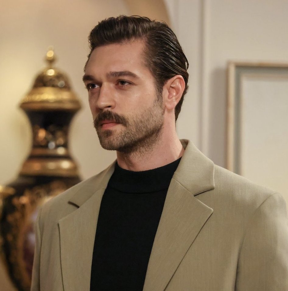 AdictaSerie's tweet photo. Madre del amor hermoso 🥵🥵
Esa cena en casa del enemigo va a estar súper entretenida 🤭🤭
#YıldızlarBanaUzak #YBU
#FurkanAndıç #BurcuKıratlı
#Asdir #AsKad https://t.co/L977GLba5t