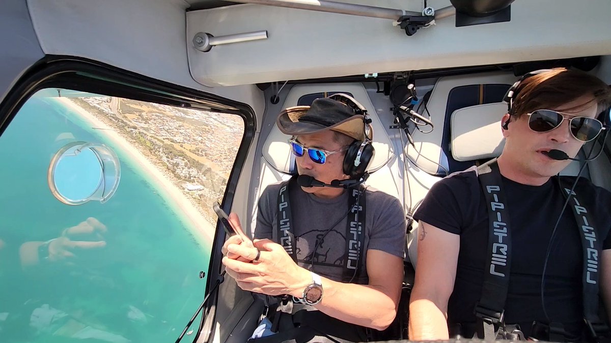 korumellis's tweet image. Day 4 of X'ing @elonmusk until he helps us expand access to electric air transport services in Aus and beyond. 
Below - Venture Capitalist @KiteVC flys electric in Perth.
#urbanairmobility
#electricplane
#electricflight
#Australia
#advancedairmobility