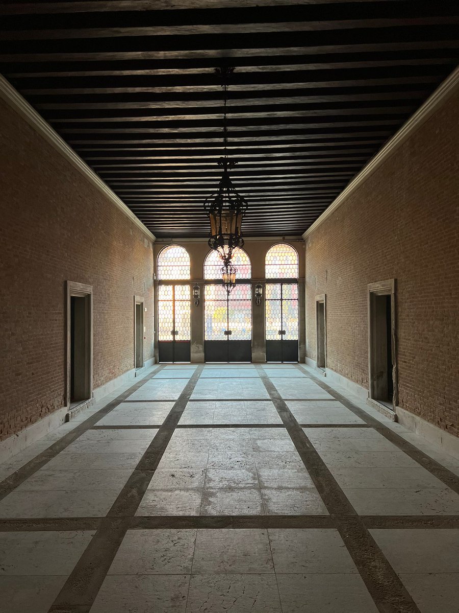 EnjoyRespectVe's tweet photo. Per i 250 anni dalla morte dell'abate Filippo #Farsetti, sabato #13gennaio alle 10.30 e 11.30 visite gratuite a Ca' Farsetti a #Venezia, domenica #14gennaio visite alle 10.30 e 11.30 a Villa Farsetti a Santa Maria di Sala. Prenotazione obbligatoria 347/4156093 info@arcipirola.org https://t.co/1lz335Q51x