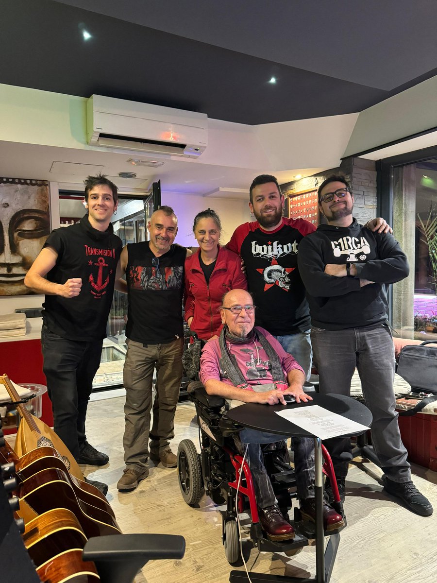 Muchas gracias <a href="/pulpulSkap2/">pulpul</a> por participar en nuestro nuevo single.
Qué ganas tenemos de que lo escuchéis 🔥