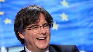 ESdiarioCV's tweet photo. ¿Piensas que Sánchez es una marioneta de Puigdemont en este momento?

🔄 SI
❤️ NO https://t.co/s3GUwy9XFn