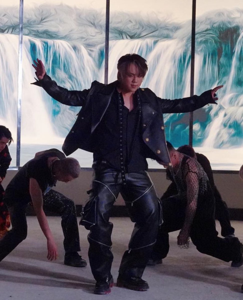 WinnieH24499628's tweet photo. OMG!!! Too hot to handle 🥵🥵🥵

#姜濤 #KeungTo #ギョン・トウ #DarkMoon #黑月 #cantopop

Spotify: 
https://t.co/ggk1NDWwCj

Apple Music: 
https://t.co/bB30zojtR8

KKBOX:
https://t.co/4atb2DS2s4

JOOX: 
https://t.co/si1XtOxdWn https://t.co/P5ro1cSbWP